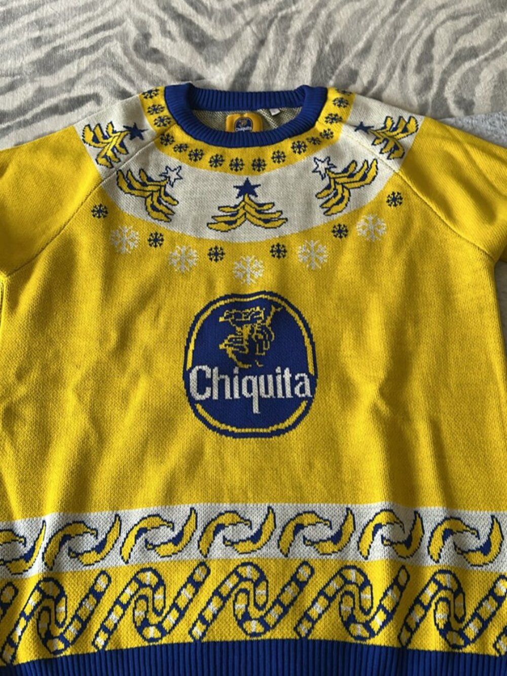 Chiquita christmas sweater